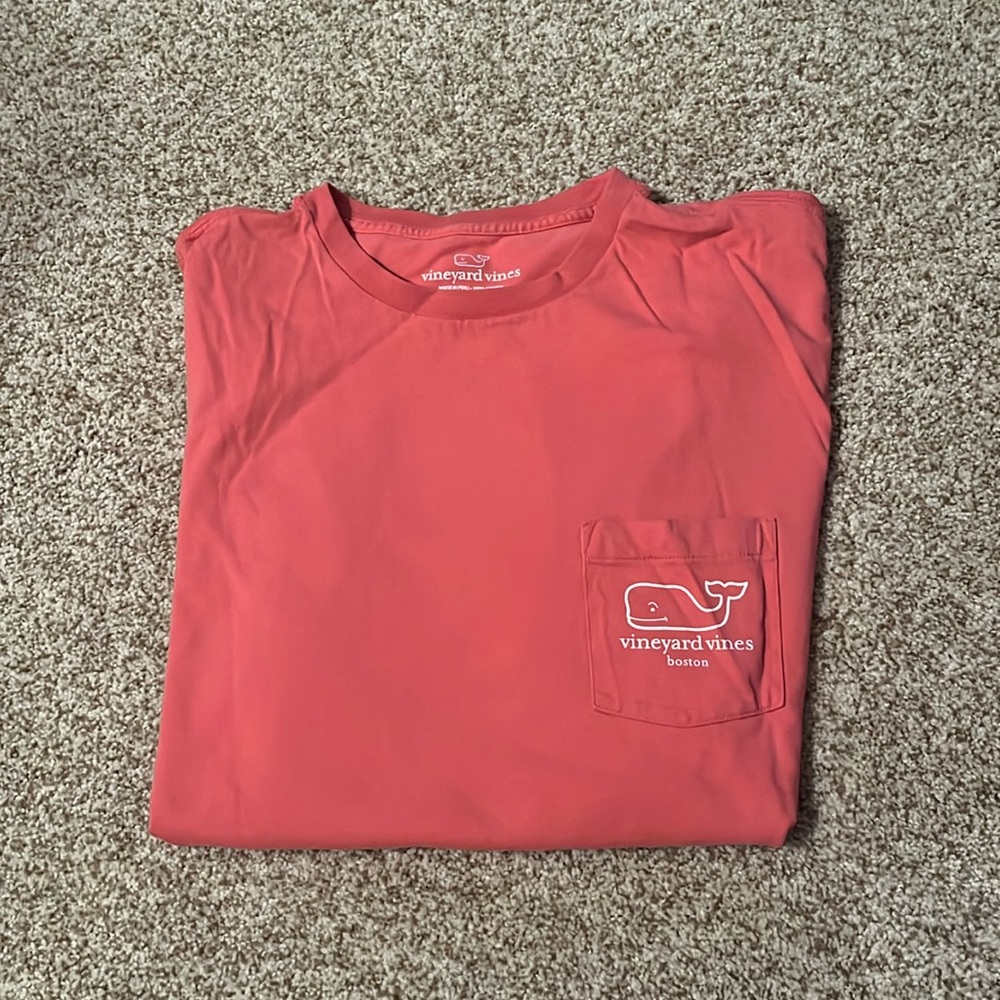 Men’s Vineyard Vines Boston Tee